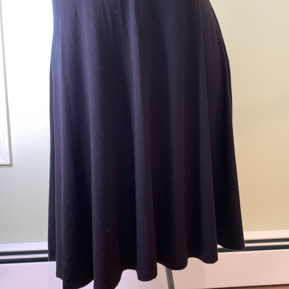 Forever 21 Black Sleeveless Dress - Picture 3 of 7